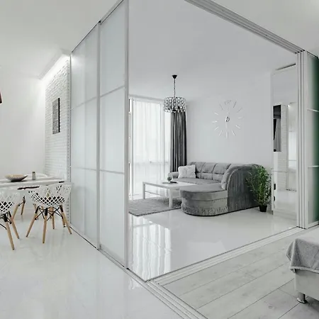 евродвушка у моря в аркадии 26 жемчужина Apartman *